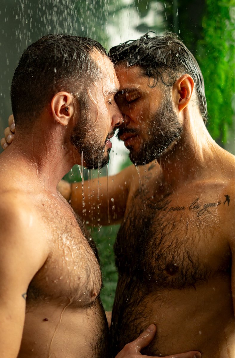 pmiguelphotos's tweet image. Sensual e sensacional sessão fotográfica com @BrHornycouple 📷 @hornycouplebz 

Paixão, química, conexão.

#photoshoot #photo #menphoto #sensualphoto #sexymen #sexy #hotmen #foto #fotografia #retrato #ensaiofotografico #lovemen