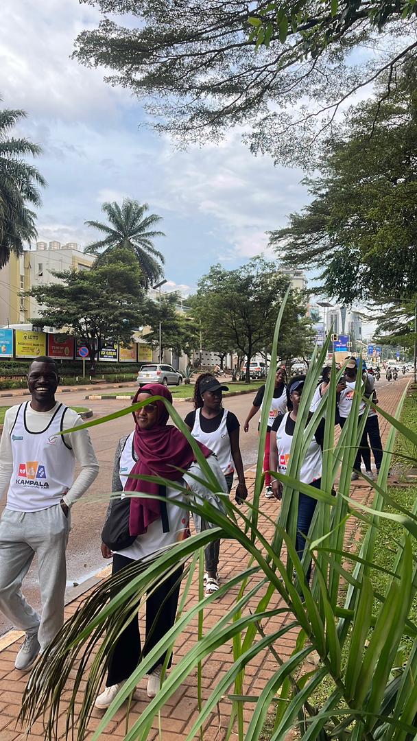 Kampalawalks's tweet image. #KCW Walk 8 in #Kololo: air quality unhealthy for sensitive groups.

Which neighbourhood should we walk in next? 
#Walk4CleanAirUG