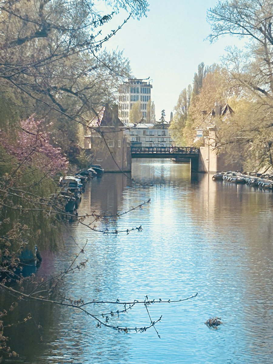 wildermetax's tweet image. Touching the city.. #Amsterdam