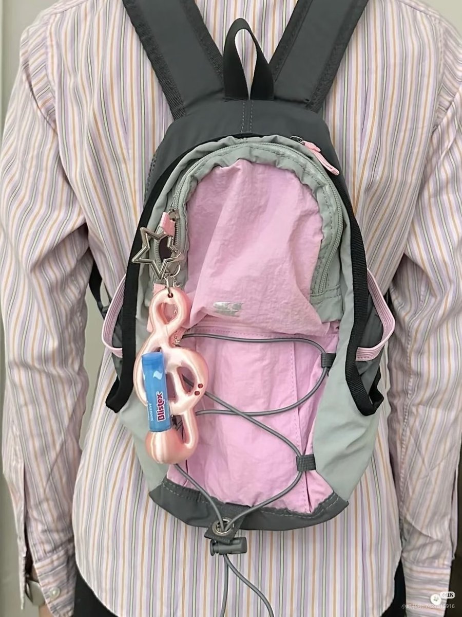 bakpa0w's tweet photo. Koleksi tas dari Crying Center model &amp; warnanya pada lucuu-lucuu bangeeet. Dan ternyata di Shopee juga ada yang open PO tasnya https://t.co/RJs5xGEpPj