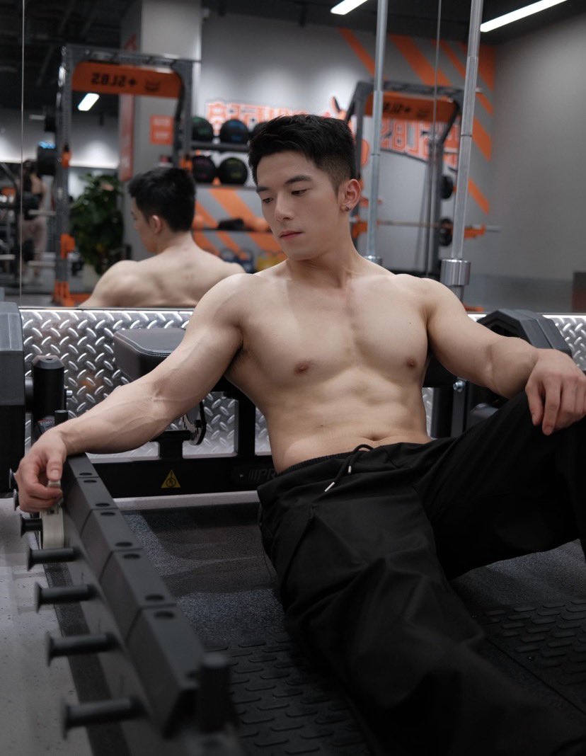 だいすけ tweet media