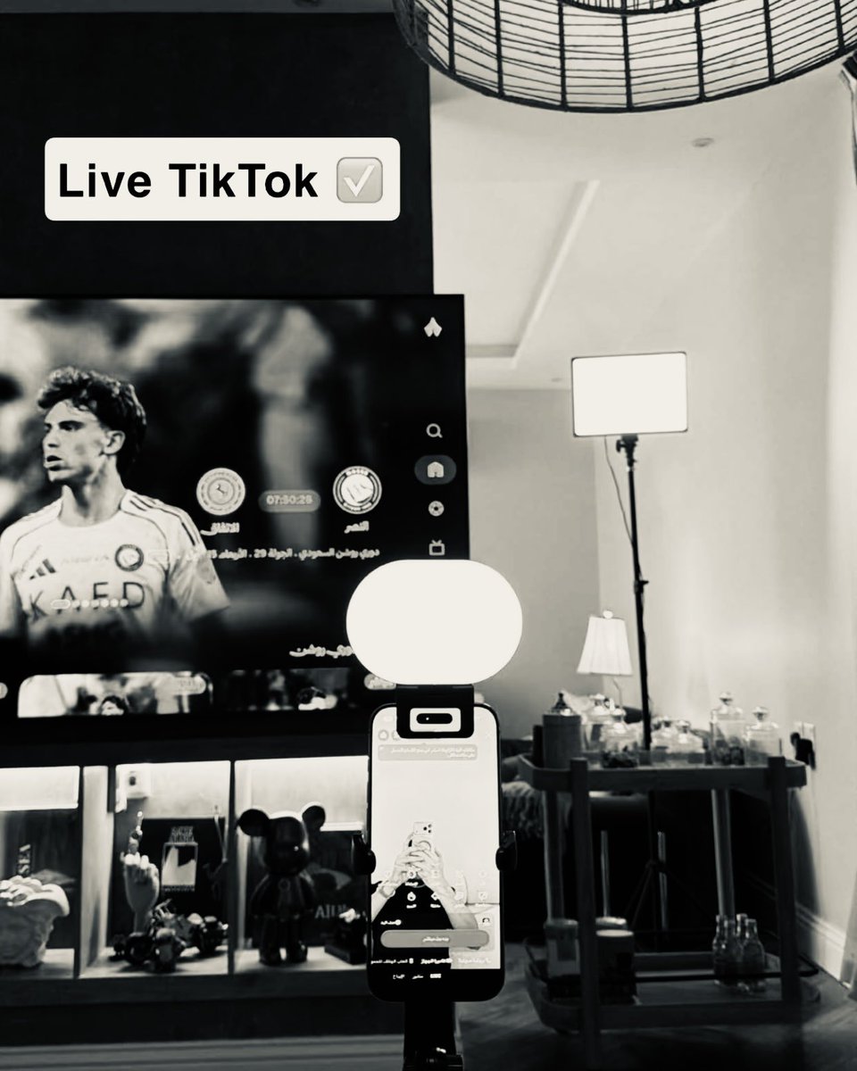 𝐋𝐀𝐭𝐢𝐅𝐚 tweet media