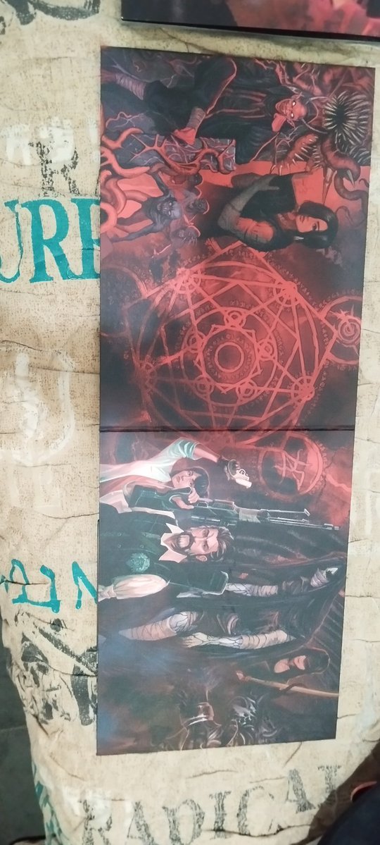 Além de esquecer de postar qualquer coisa de aniversário, ainda esqueci do presente que ganhei.

 <a href="/OrdemParanormal/">Ordem Paranormal</a> <a href="/jamboeditora/">Jambô Editora</a> veio tudo primo vlw^^