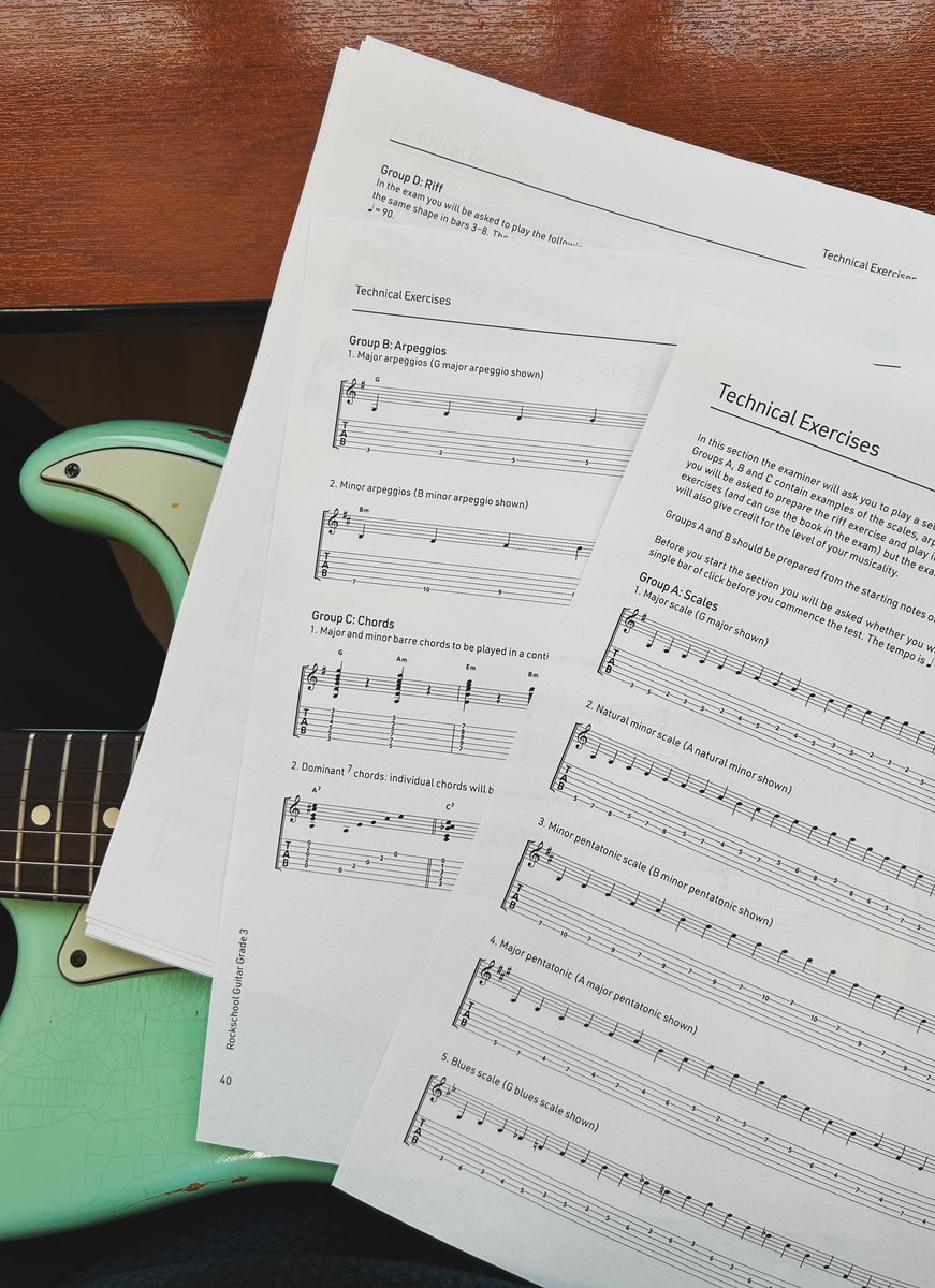 Juaи Escгוьапо tweet media