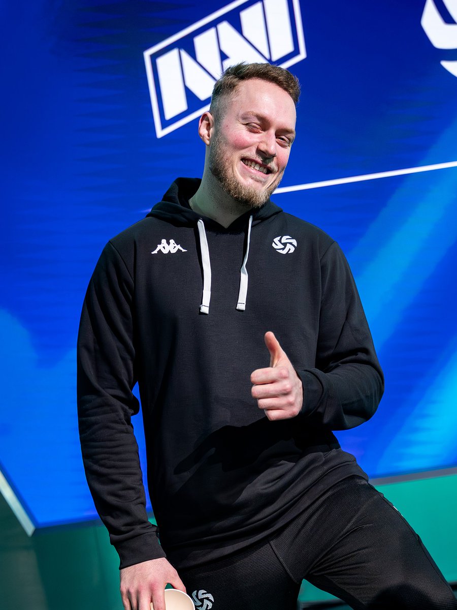 Shifters tweet media