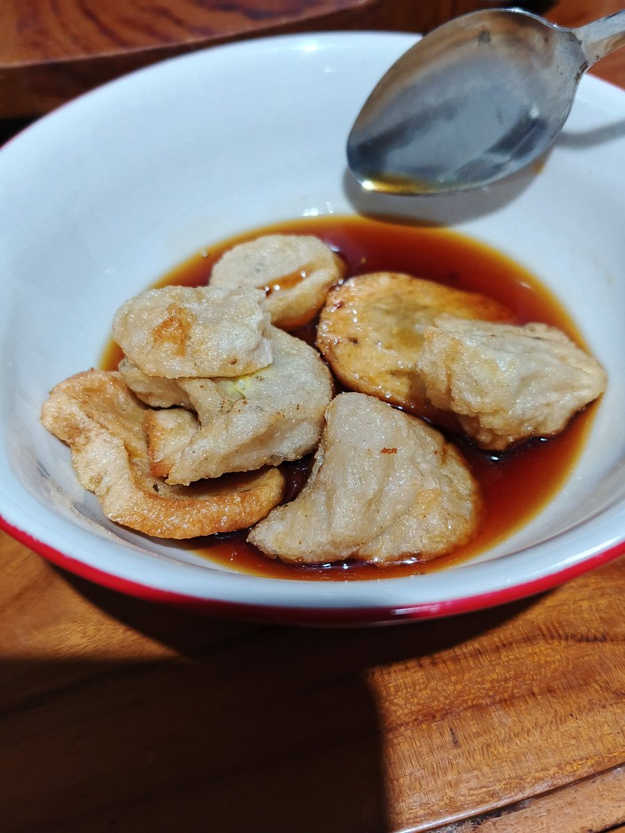 esgoyang tweet media