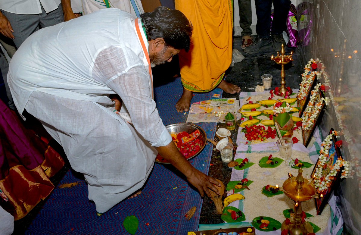 ManaBVikramarka's tweet image. కల్లూరులో 50 పడకల కమ్యూనిటీ హెల్త్ సెంటర్ ప్రారంభించిన డిప్యూటీ సీఎం భట్టి విక్రమార్క, మంత్రి పొంగులేటి 

ఖమ్మం జిల్లా సత్తుపల్లి నియోజకవర్గంలోని కల్లూరులో రూ.10.50 కోట్ల వ్యయంతో నిర్మించిన 50 పడకల కమ్యూనిటీ హెల్త్ సెంటర్‌ను తెలంగాణ రాష్ట్ర ఉప ముఖ్యమంత్రి భట్టి విక్రమార్క గారు,