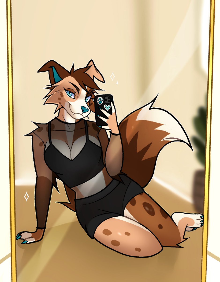 EmilyCreative tweet media