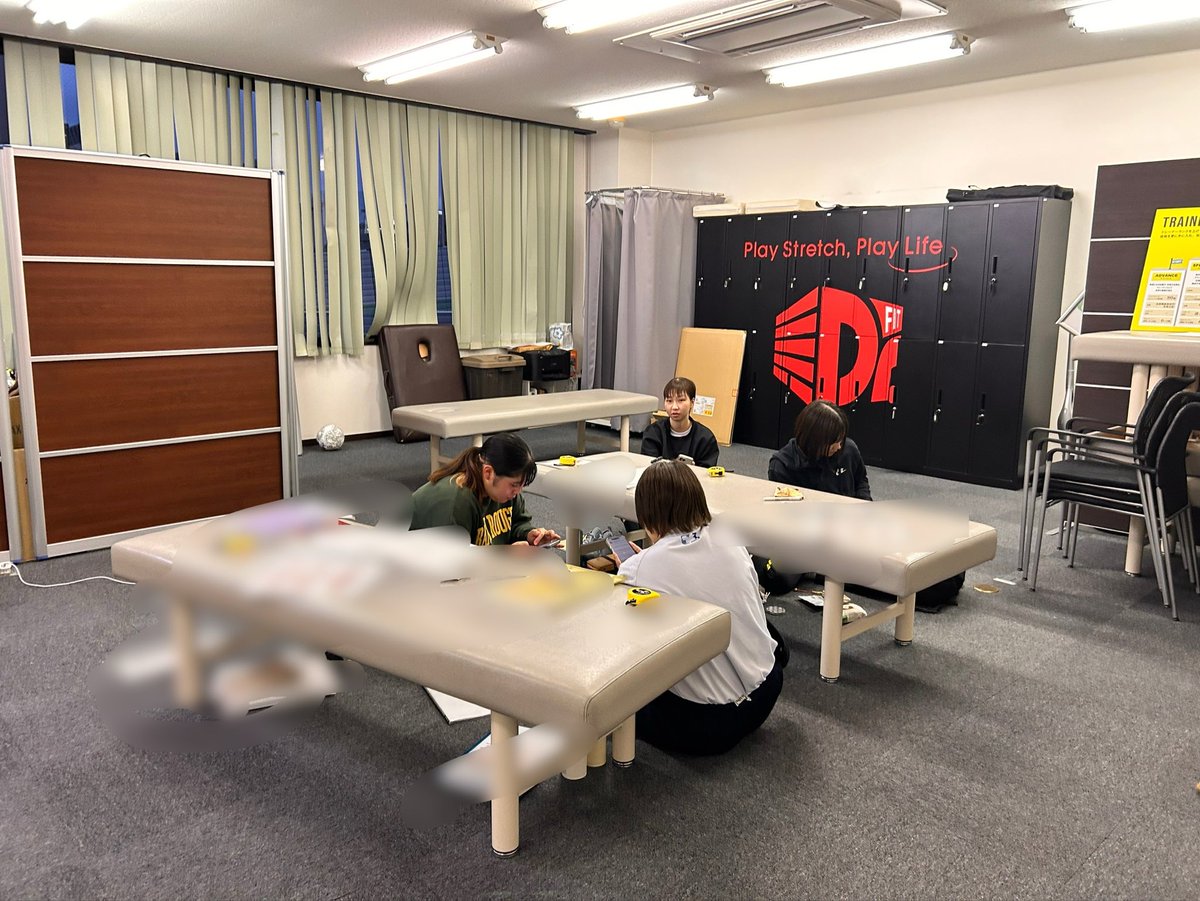 Drstretch12's tweet photo. みんな久しぶり会ったけど、
ものすごい成長してて驚いた😳

覚えるまみれの2日間だったけど、
よく最後まで頑張りました💮💮
みんなの一生懸命さに感動しました😭✨

明日から僕も頑張ろう🔥

#ドクターストレッチ
#新入社員
#一生懸命はかっこいい https://t.co/K71zKJajym