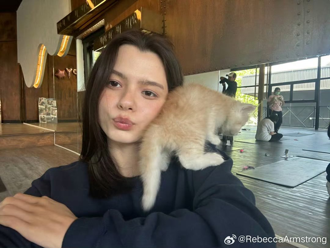 กะปิปลาร้า ผ่าออกมาเป็นฟรีนเบค🧚🏻‍♂️🌷 tweet media