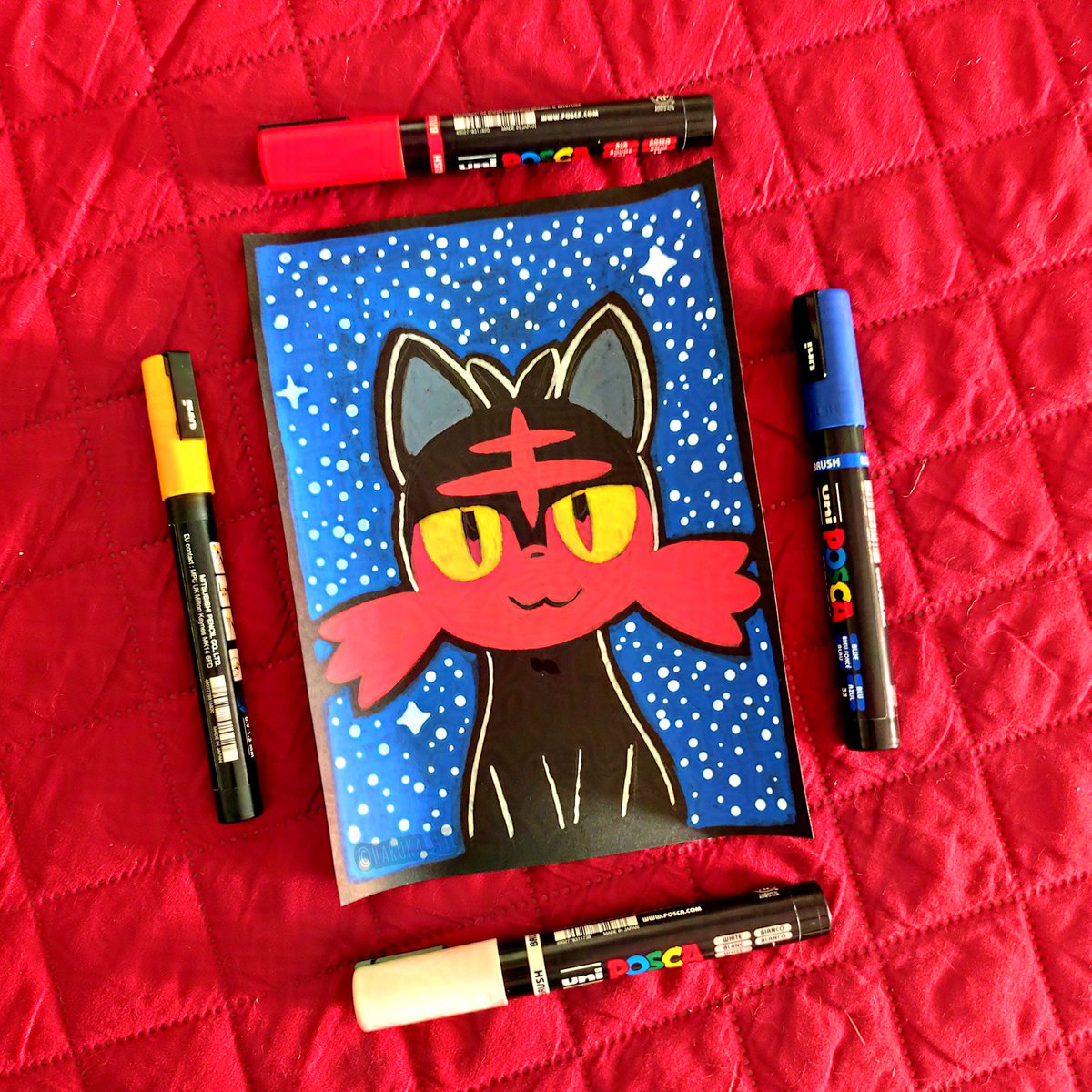 Haruka_VII's tweet image. I was surprised to discover last week that Uni POSCA now has a new range  of brush markers on sale. They're much better than the original range,  and cheaper too! #Litten was a good test, complemented with a Yellow 3M marker. #acrylicmarkers #pokemon #fanart #ニャビー