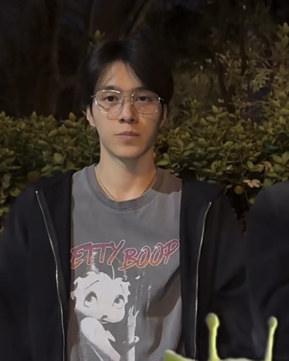 Tank top ? Or suit 😌 
... BETTY BOOP