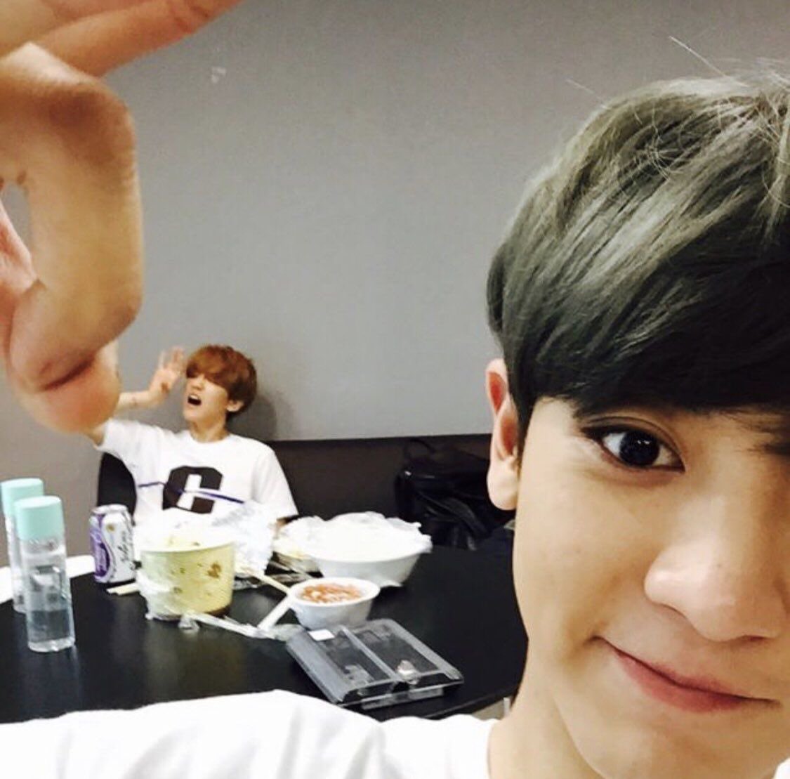 guy in mourning 🍋 tweet media