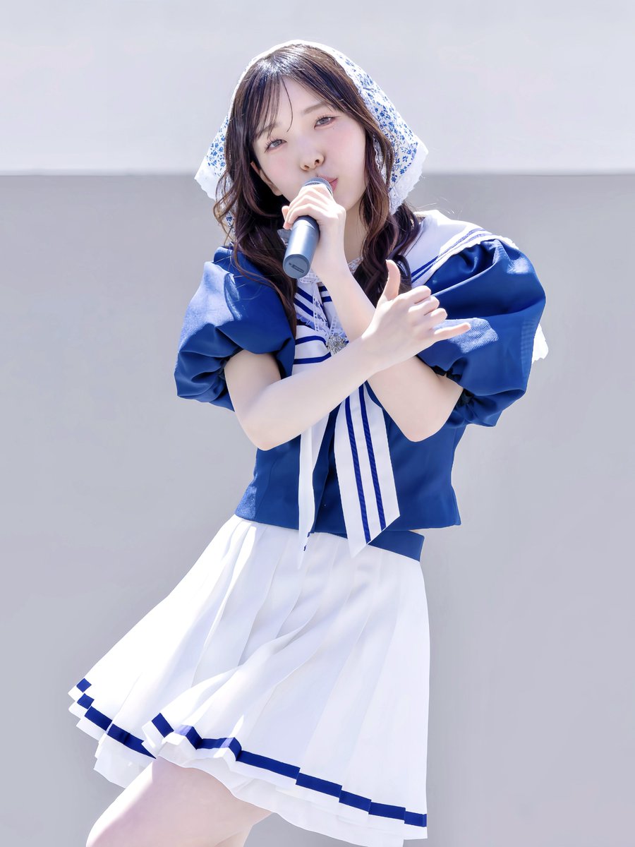 しーろ tweet media