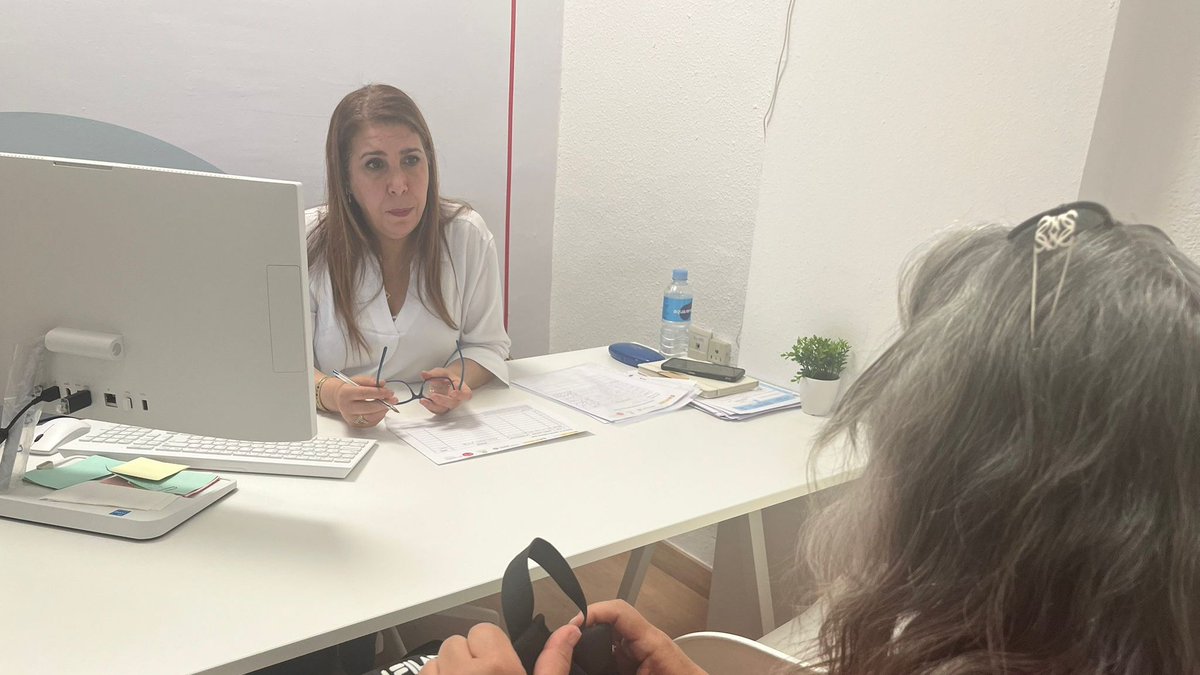 paugalca1998's tweet photo. 🎉 ¡Buenas noticias! 

@JOVESOLIDES  ya es entidad colaboradora en el proceso de regularización✅👍
#RedEspaiTIC #Valencia 

Un paso más para seguir acompañando a las personas en su camino hacia la estabilidad y los derechos 📄
#regularizacion https://t.co/dWk3ajGgMb