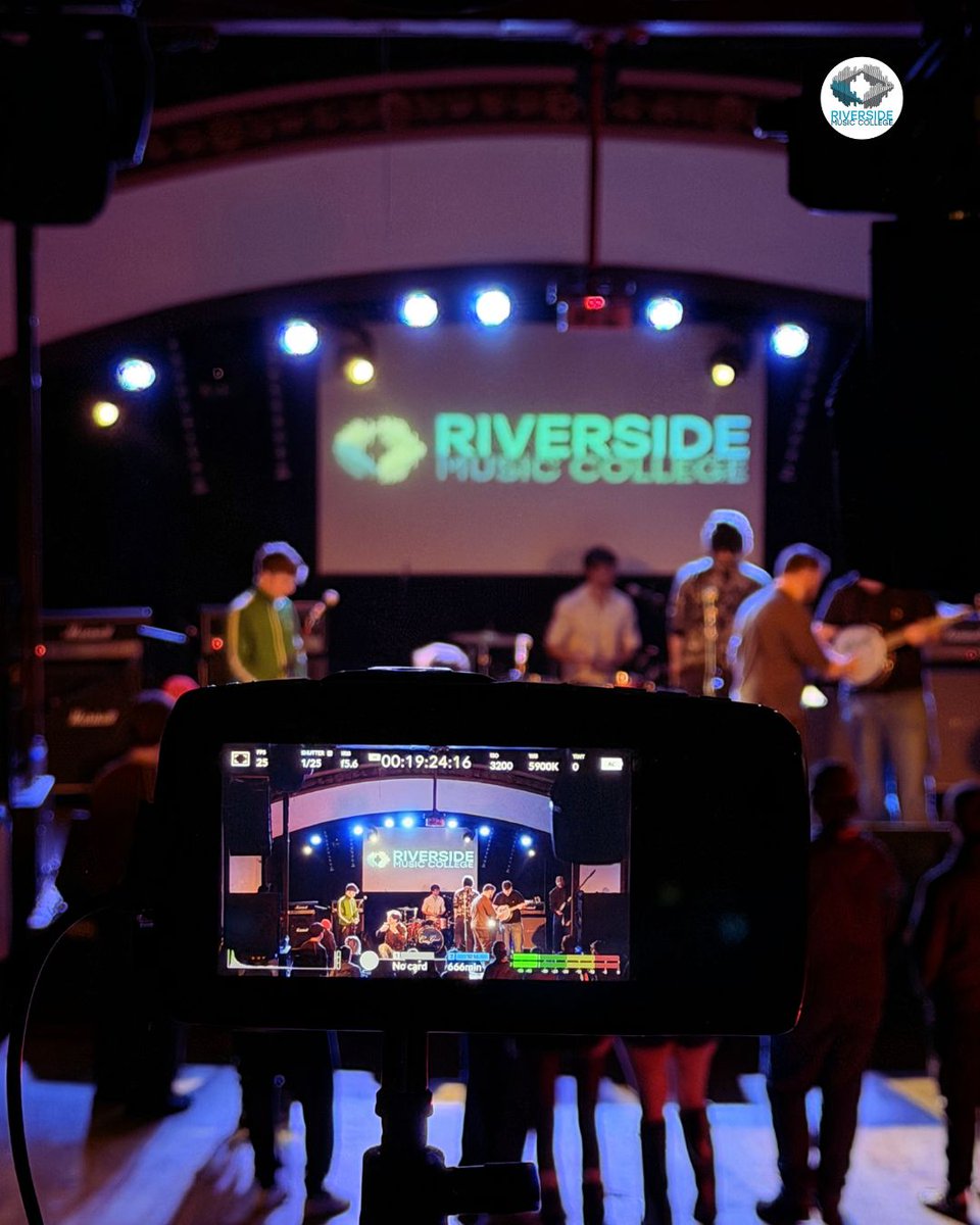 RiversideHQ's tweet image. This is Riverside with you on real stages, in real venues, in front of real audiences.

#classicgrandglasgow #LiveMusicGlasgow #StudentShowcase