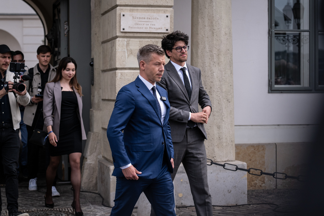 indexhu's tweet image. Magyar Péter ujja másfél éve rajta van a „defrost” gombon: így jöhetnek az uniós pénzek.

index.hu/gazdasag/2026/…

Fotó: Németh Kata / Index

#Hungary #EuropeanUnion #support #money #indexhu