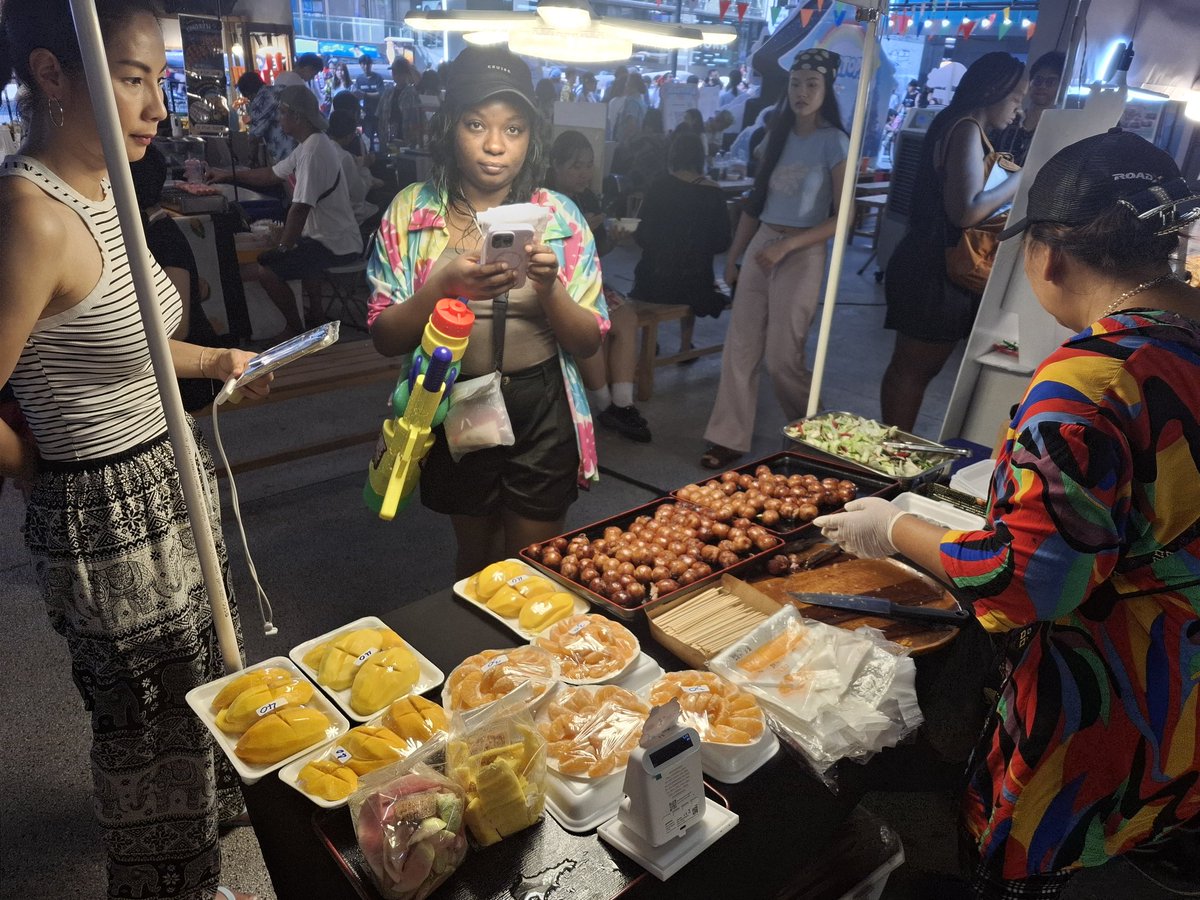 KhaosodEnglish's tweet image. Stalls are set at Siam Square area to serve those enjoyinn water fight durinv the last day of Songkran in Bangkok on Wednesday. (Photo @PravitR) #Thailand #Bangkok #SiamSquare #Spiderman #Songkran #สงกรานต์