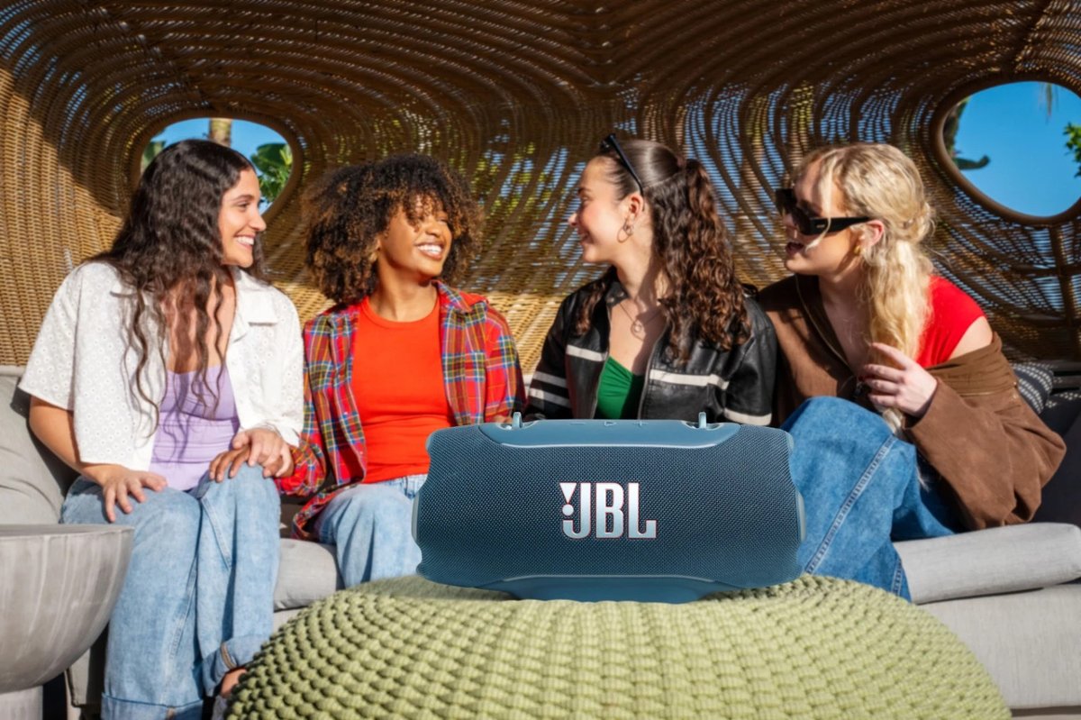 Avcesar's tweet image. JBL Xtreme 5 : plus puissante, plus lumineuse et toujours prête pour l’extérieur #multimedia #son #streaming #jblxtreme5 #portable #bluetoothauracast #jblxtreme5 @MonetRP @JBLaudio dlvr.it/TS2z9R