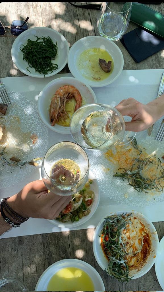 ᴀᴠᴀ 🌙 tweet media