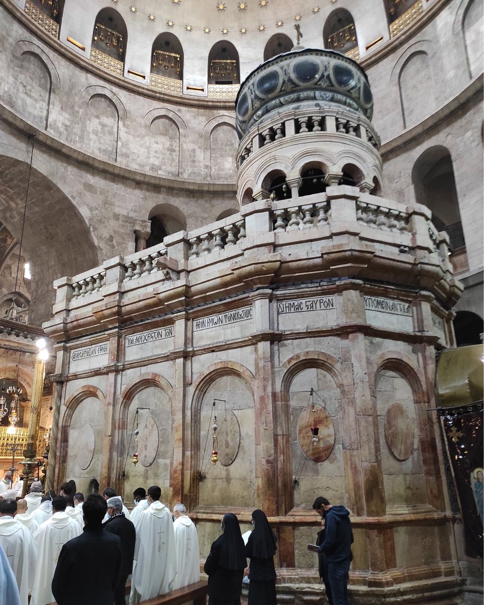 Saxum_en's tweet image. The #HolySepulchre seems like a complex place.

That’s why it’s so striking—it’s impossible not to realize that the story that changed the world took place in a simple, almost hidden space.🙏🏻

Discover the history of this place: saxum.org/the-holy-sepul…

#Saxum #Calvary #Calvario