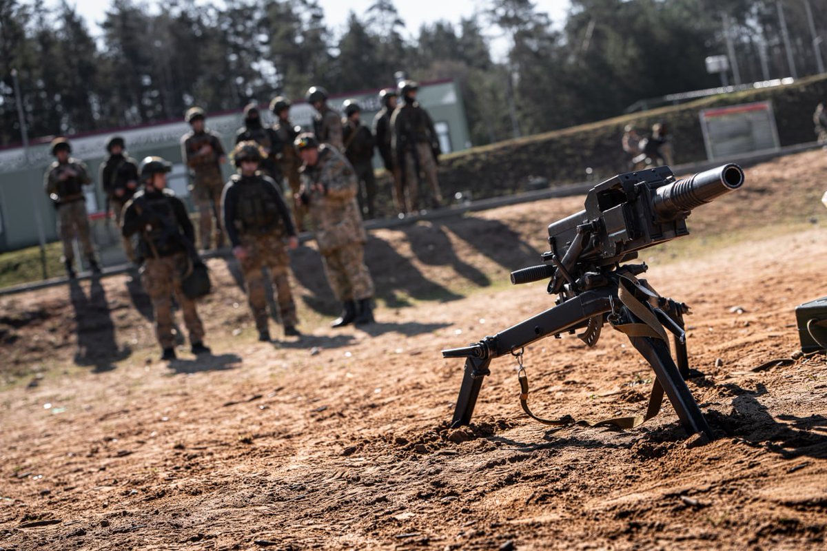 TheGreyPatriot_'s tweet photo. π§πΎπ·πΊ Today's training of kursants of Faculty of Internal Troops.
OTs-03 SVU in use - its their standard issue.
Part 1 of 2
#Russia #Belarus #Belarusian #Today #InternalTroops #Police #Security #Training #Tactical #Kursants #MVD #AK74 #AGS17 https://t.co/fqm9tYygye