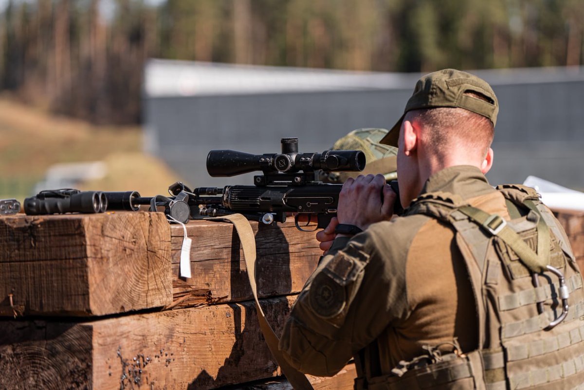TheGreyPatriot_'s tweet photo. π§πΎπ·πΊ Today's training of kursants of Faculty of Internal Troops.
OTs-03 SVU in use - its their standard issue.
Part 2 of 2
#Russia #Belarus #Belarusian #Today #InternalTroops #Police #Security #Training #Tactical #Kursants #MVD #AK74 #AGS17 https://t.co/CKLSqfSbIW