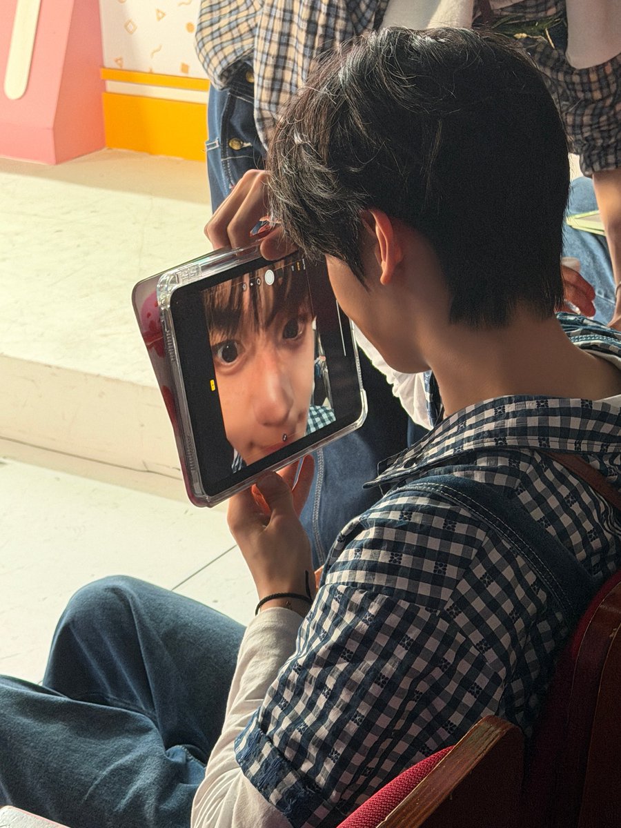 niuvinvin830 tweet media