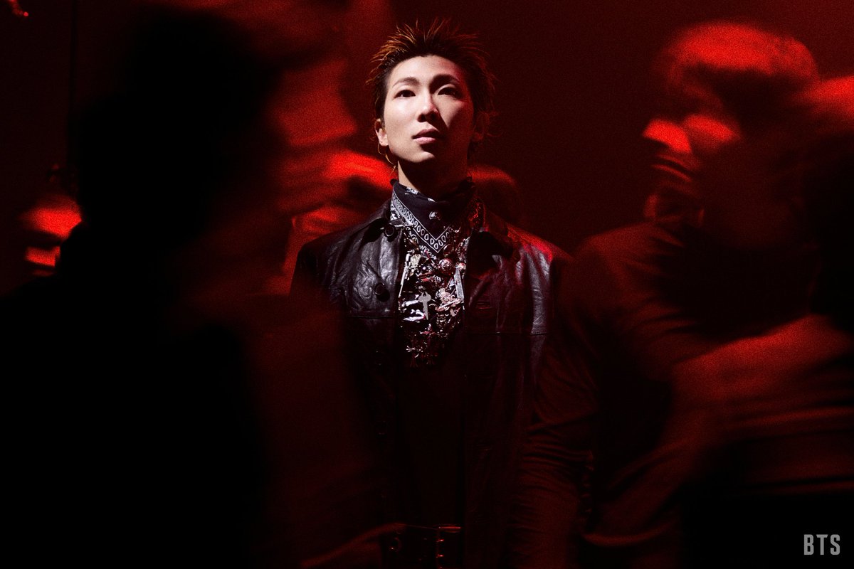 KNJsSource's tweet photo. BTS 'Hooligan' MV Photo Sketch - #RM 

🔗 https://t.co/5rDGB9rnng https://t.co/V5YALQXRf4