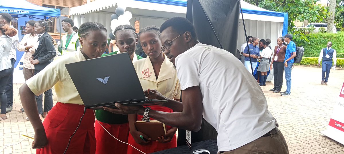 STEM tweet media