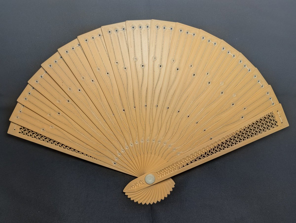 そうぎや tweet media