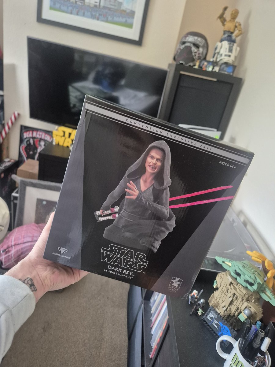 Liam - Darth Rey advocate. tweet media