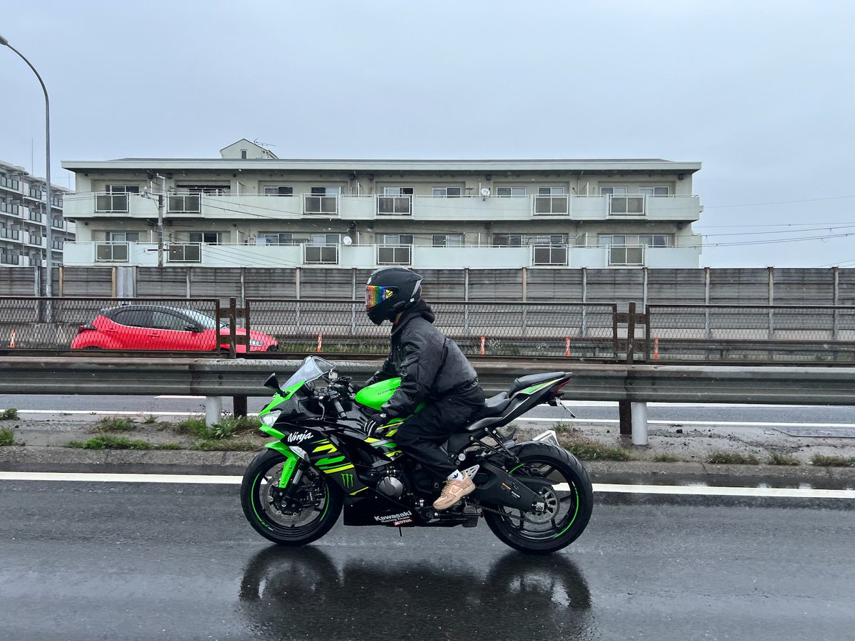 かな🏍³₃ tweet media