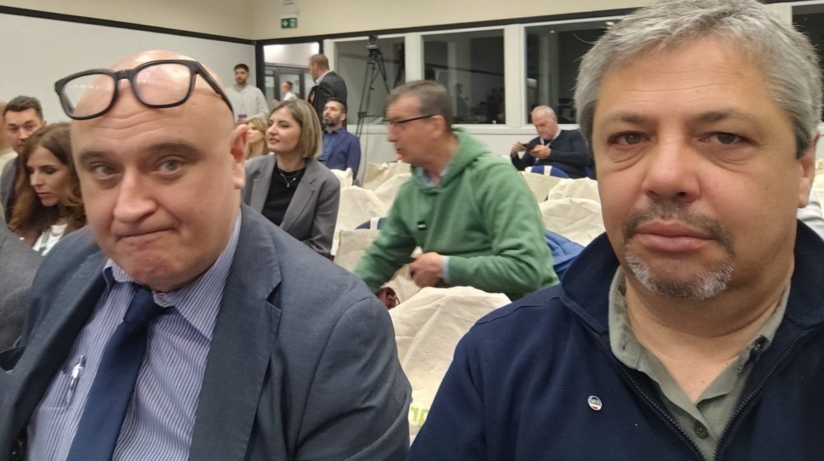 DSantini74's tweet photo. 13.04.26 #Verona #fiera #VinitaLy panel #EBAN su #Formazione #Sinergie #BiLateraLità con @fai_cisl #FLai #UiLa + Parti Datoriali. Con Reggente Fai e SG @CislPuglia @CastellucciAnto. Per Fai Marche #SGSantini partecipa. Con @ci_gori . @cislmarche https://t.co/GEUnyPHjN5
