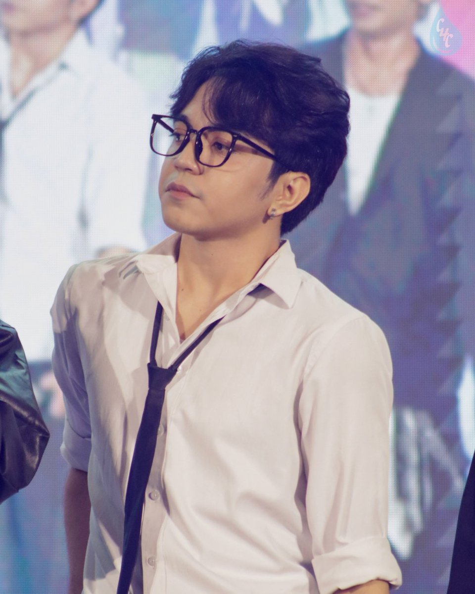 eya ⋆.˚ (@bleumonaide) / Posts / X
