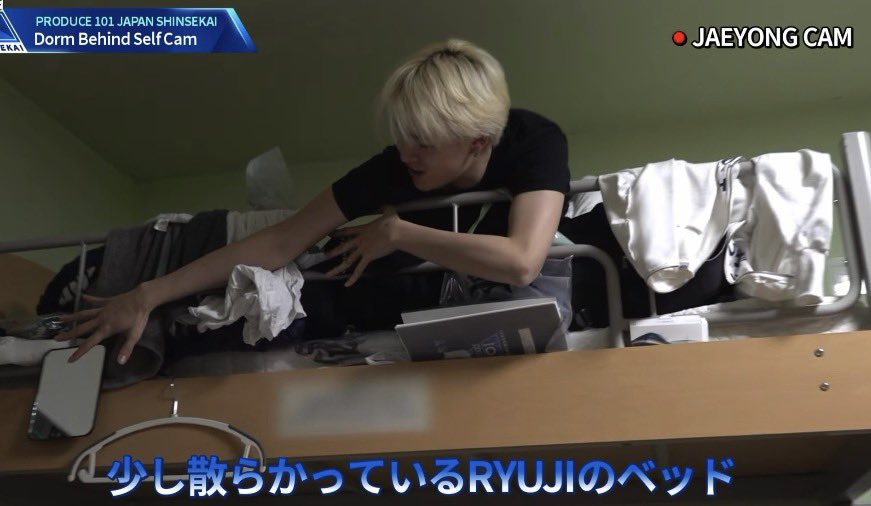 メロ山 tweet media