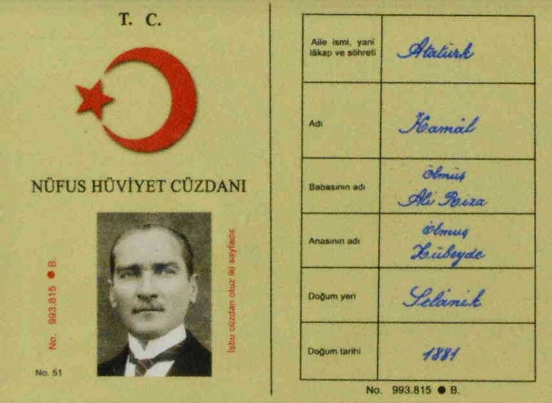 İnternetten dolaşan bu Hüviyet Cüzdanının içeriği doğru mudur 
<a href="/iletisim/">T.C. İletişim Başkanlığı</a> <a href="/TCNufus/">Nüfus ve Vatandaşlık İşleri Genel Müdürlüğü</a>