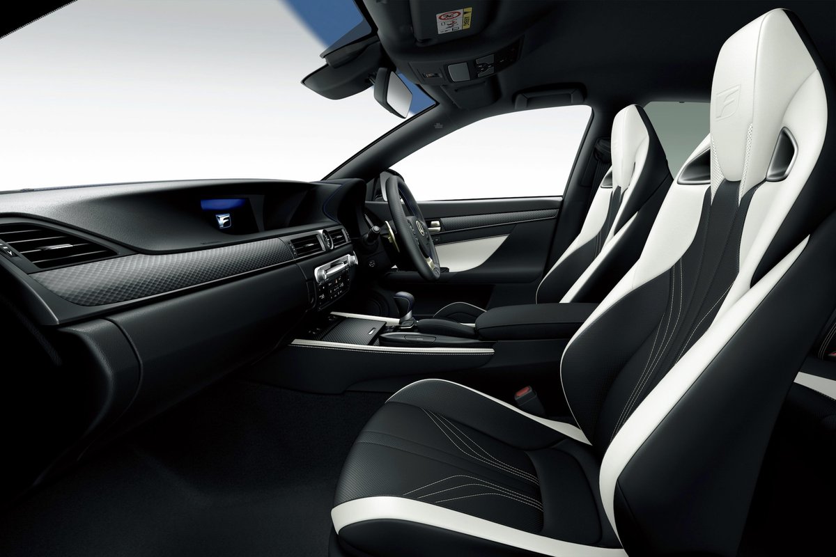 responsejp's tweet image. レクサス『RC F』と『GS F』計4413台をリコール…走行中にエンストのおそれ
response.jp/article/2026/0…

#レクサス #RC #GS #リコール