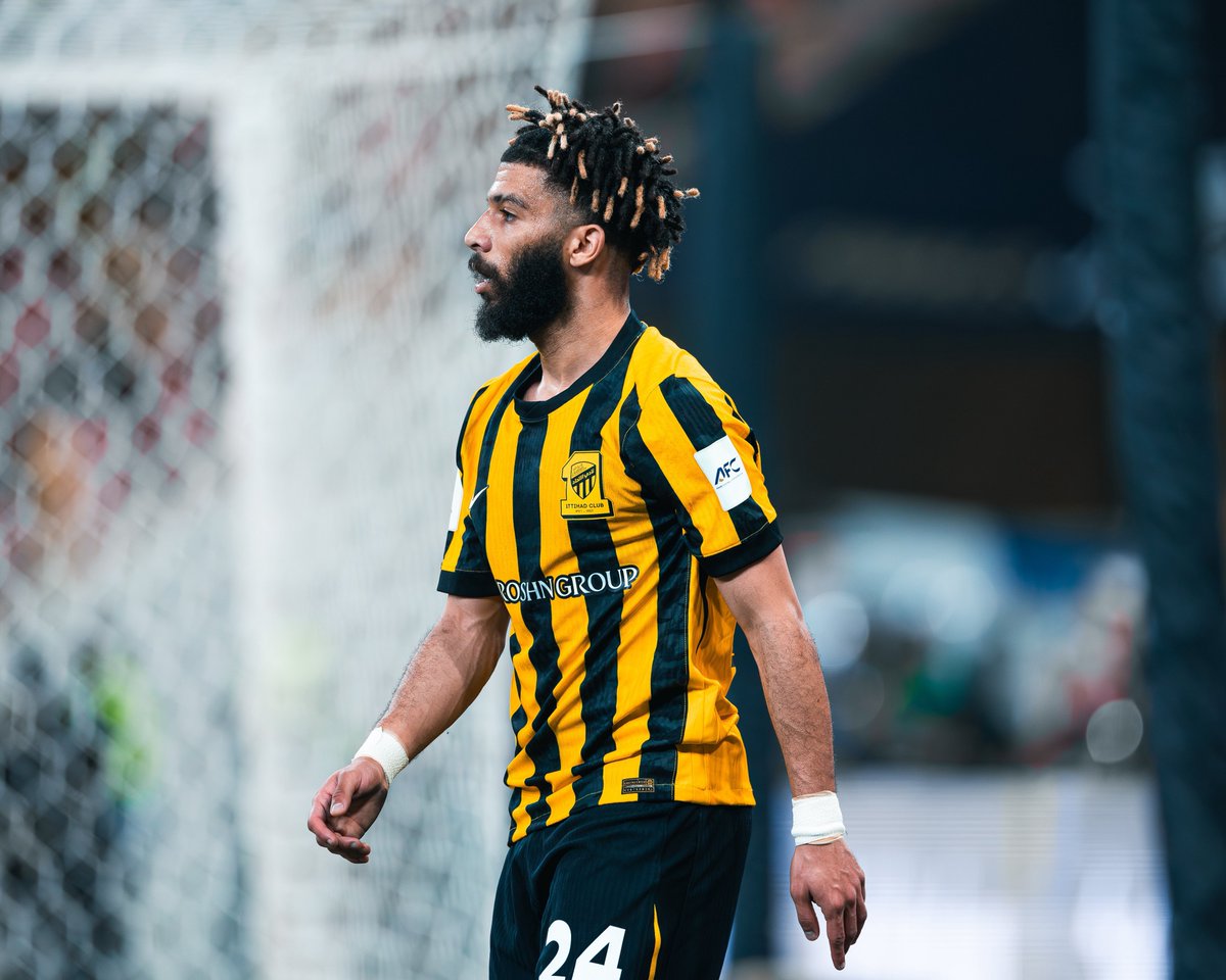 عزيز tweet media