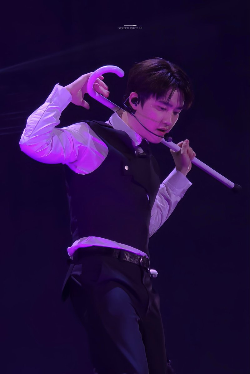 streetlights💫🪐✨ tweet media