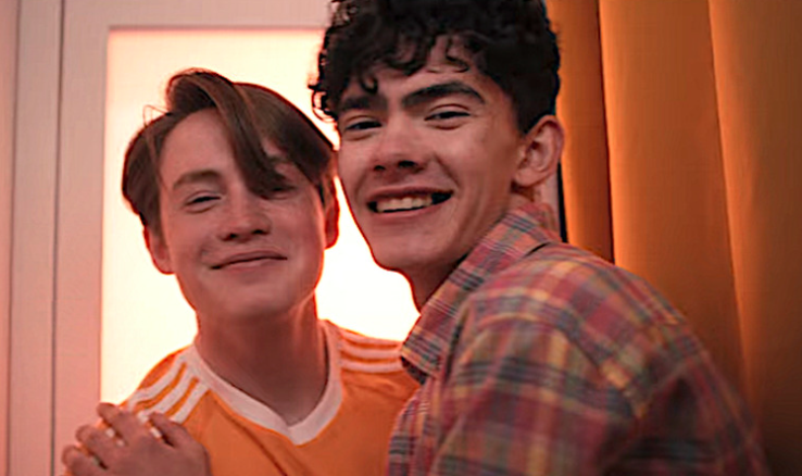 About Music tweet media