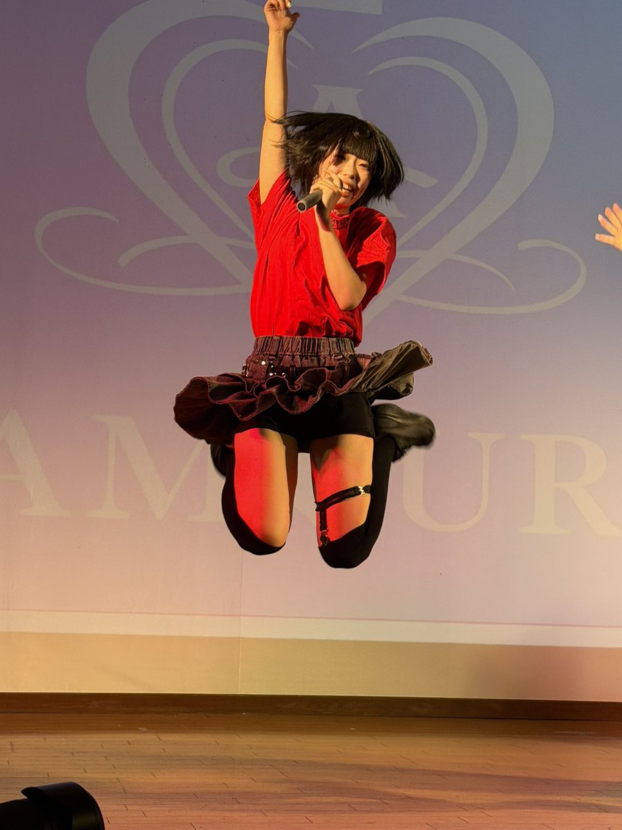 ラース。 tweet media