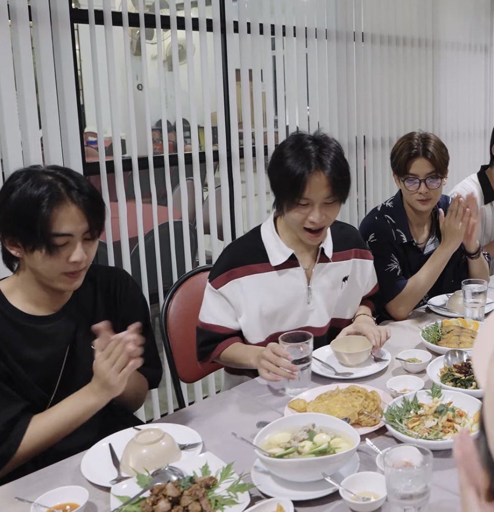 🍀พืช :P tweet media