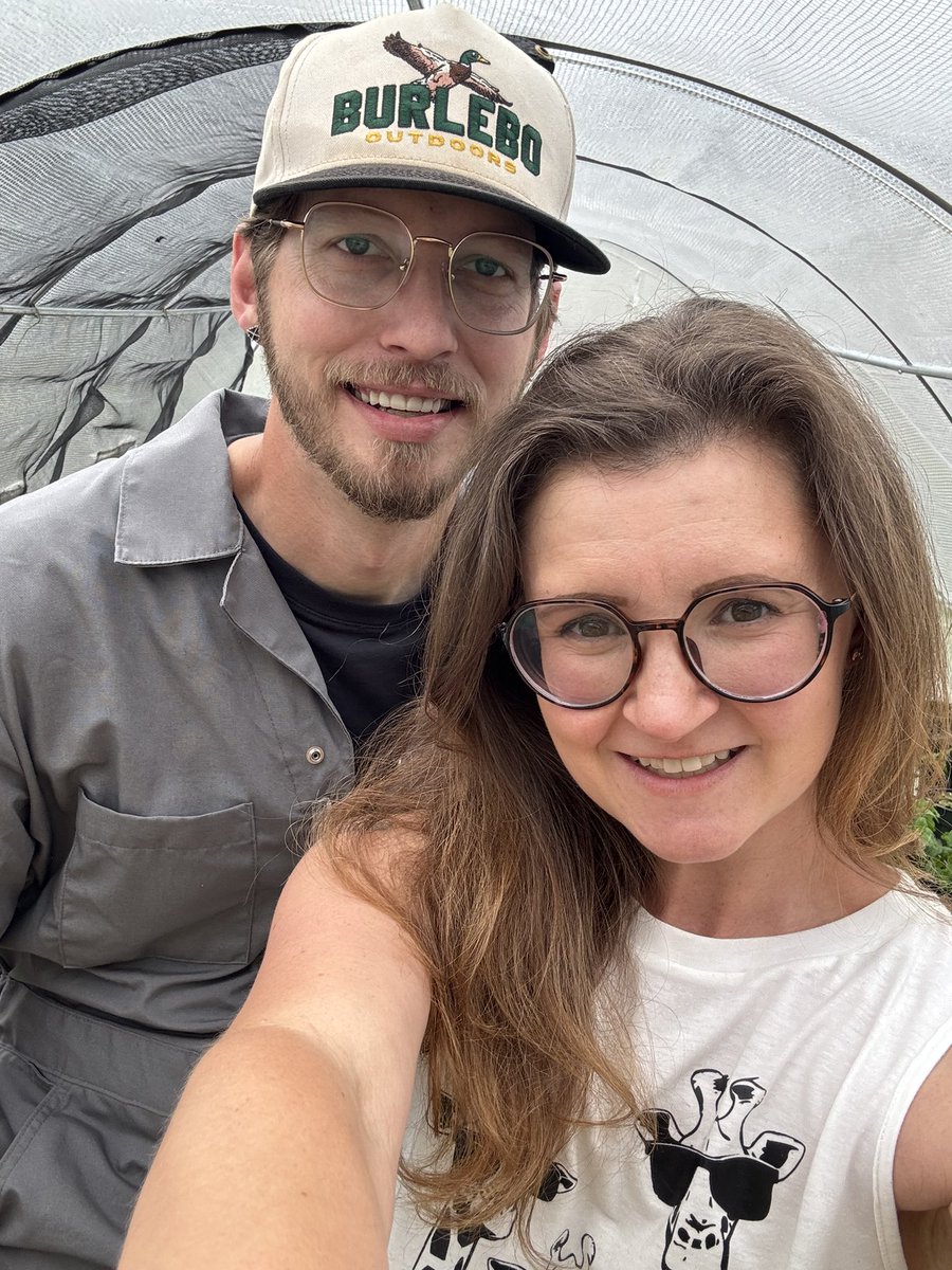 kyle & bea tweet media