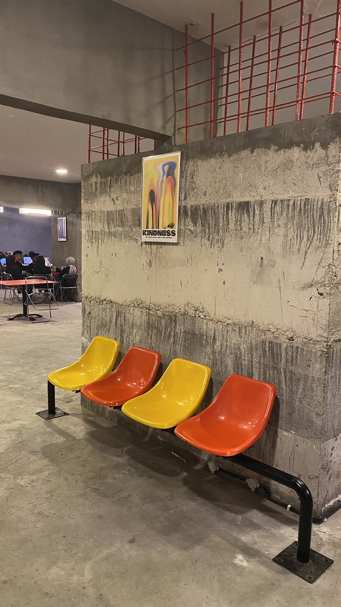 03kumismanis's tweet image. Kalian udah pernah ke Plat S deket ijen ??
Es coklat 18k
.
.
#malang #plats