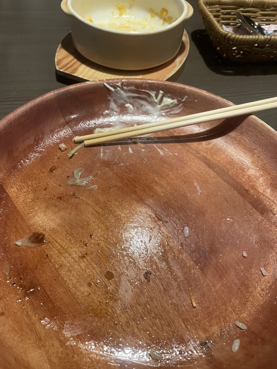 |壁|･ω･`）ﾉ tweet media