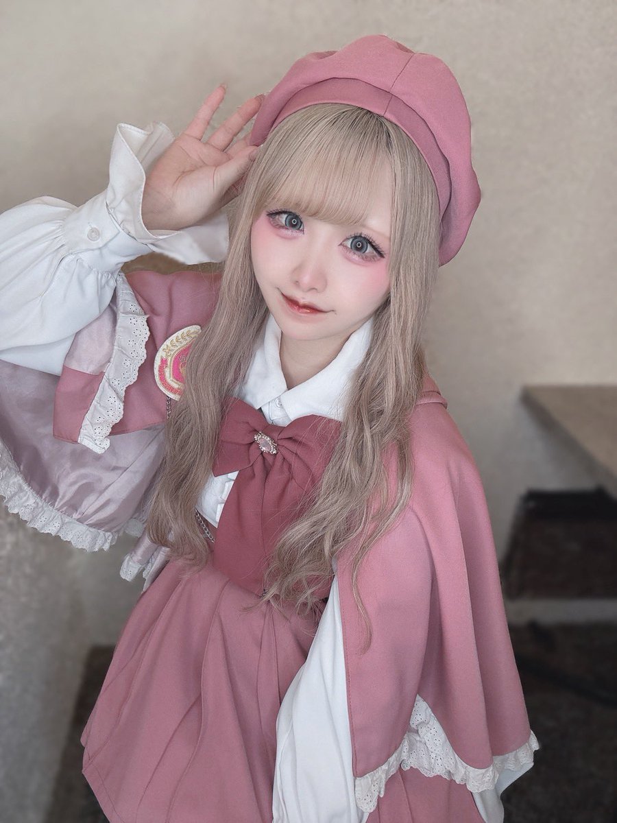 初お給仕𓂃⟡.·

🥀苺園ミコ

17:00~23:00