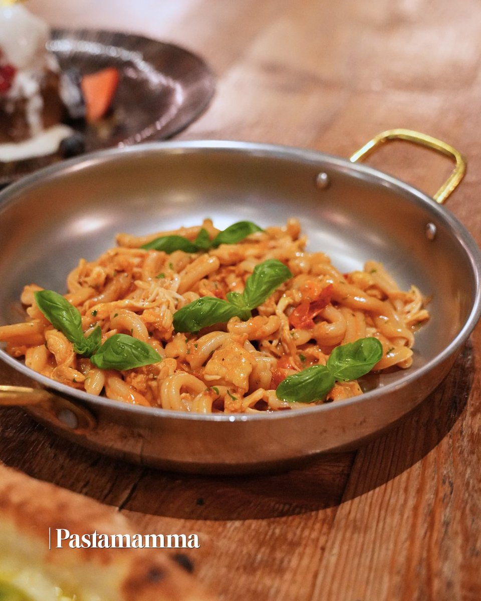 Your favourite flavours are waiting for you at Bluewaters this weekend, see you there 😋

#BesarRestaurant #PastaMamma #DinTaiFung

كل نكهاتكم المفضلة بانتظاركم في عطلة نهاية الأسبوع في بلوواترز 😋

#DubaiRetail #BluewatersDubai