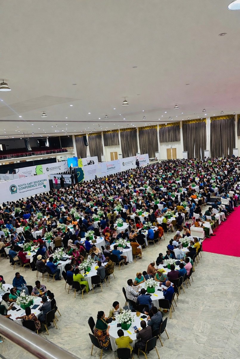 ClemsArinze's tweet photo. Capt. Barr Casmir Chinonso Nwafor (Rtd), Mayor of Orumba North LGA, leads teachers to the South East Educators Conference 2026 in Awka—prioritizing education and youth development.
#SEEC2026
#IGNITETHEADVANTAGE https://t.co/ZLB5yDLwCC