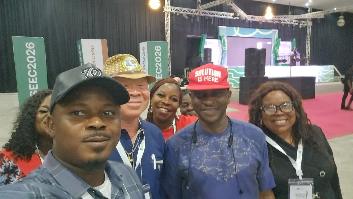 ClemsArinze's tweet photo. Capt. Barr Casmir Chinonso Nwafor (Rtd), Mayor of Orumba North LGA, leads teachers to the South East Educators Conference 2026 in Awka—prioritizing education and youth development.
#SEEC2026
#IGNITETHEADVANTAGE https://t.co/ZLB5yDLwCC